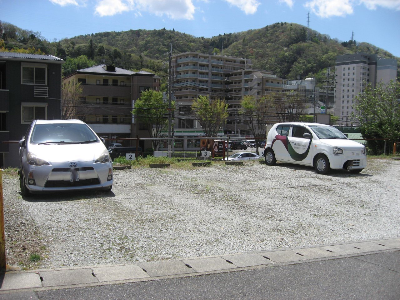 上東駐車場